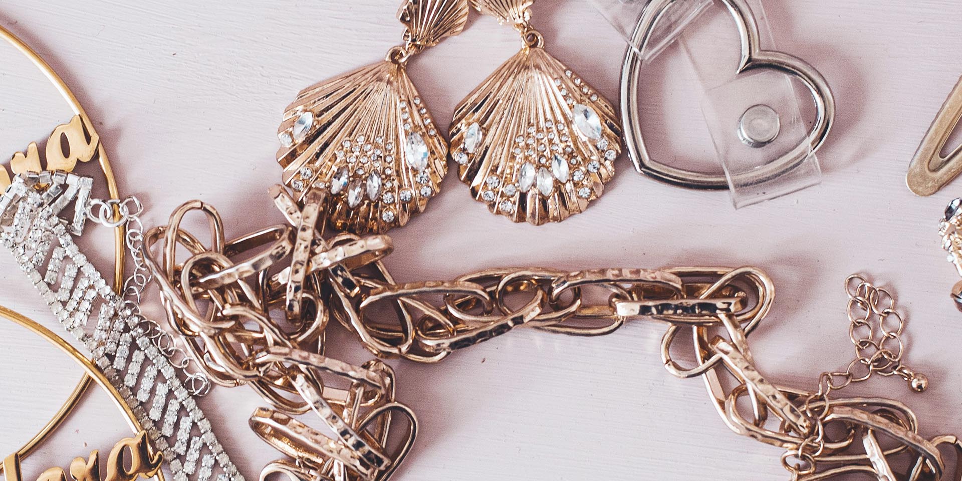 Silver Jewelry mixed with Costume Jewelry, Silver Jewelry is the Clear Winner